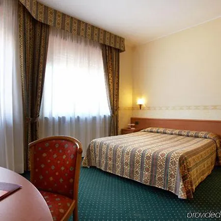 Dropiluc Hotel Druento